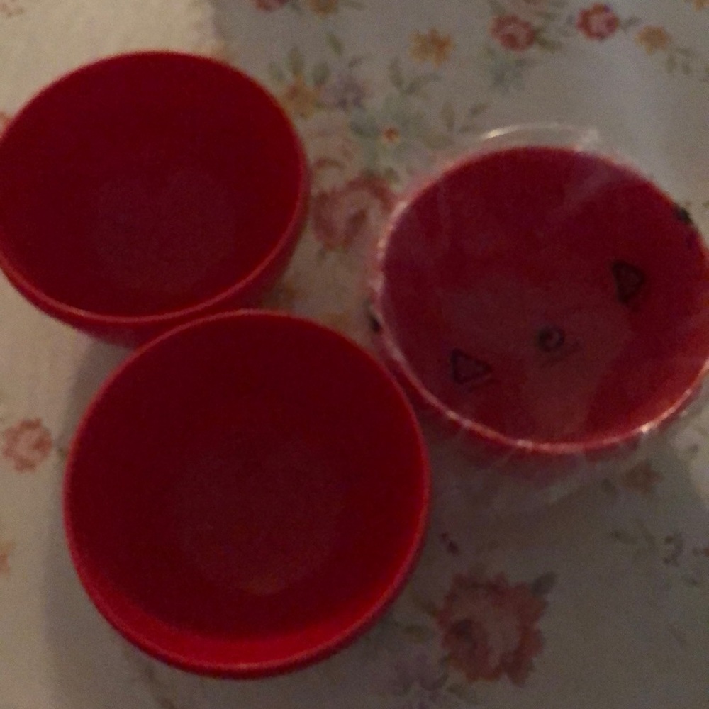 Tupperware - Picture 5 of 8